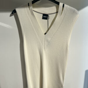 Fality - ribbat linne med cut outs