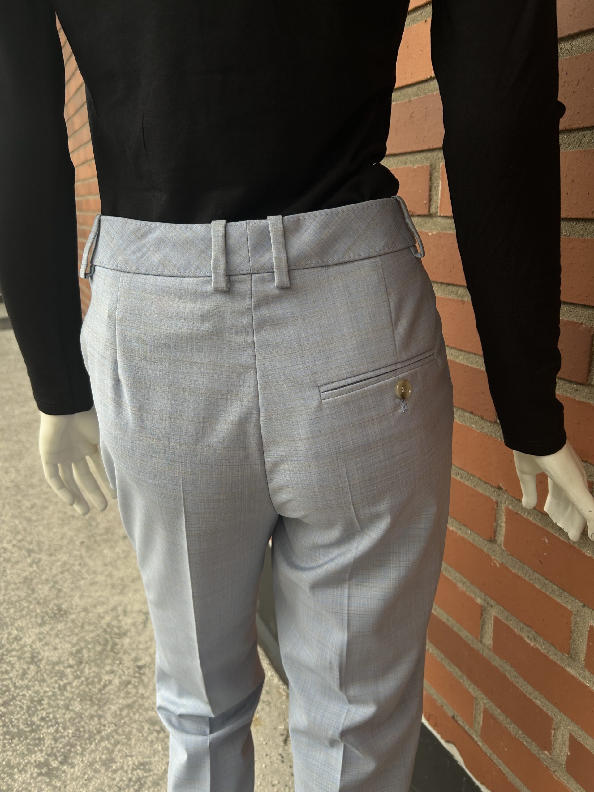 Tamata4 ljusblå kostymbyxa - Bild 3