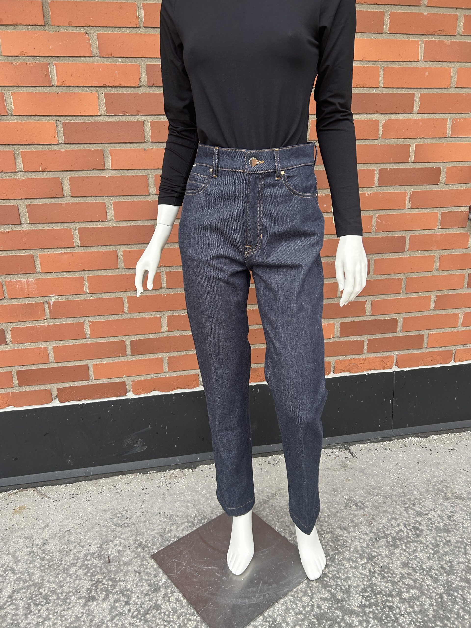 Ada HR - raka jeans mörk tvätt